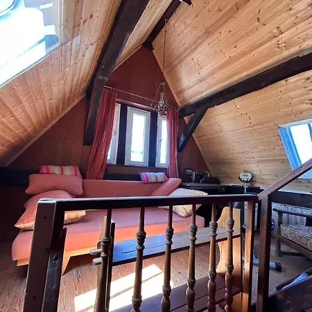 Rustikale Alte Fachwerk Burg In Winden Bei Nassau Appartamento